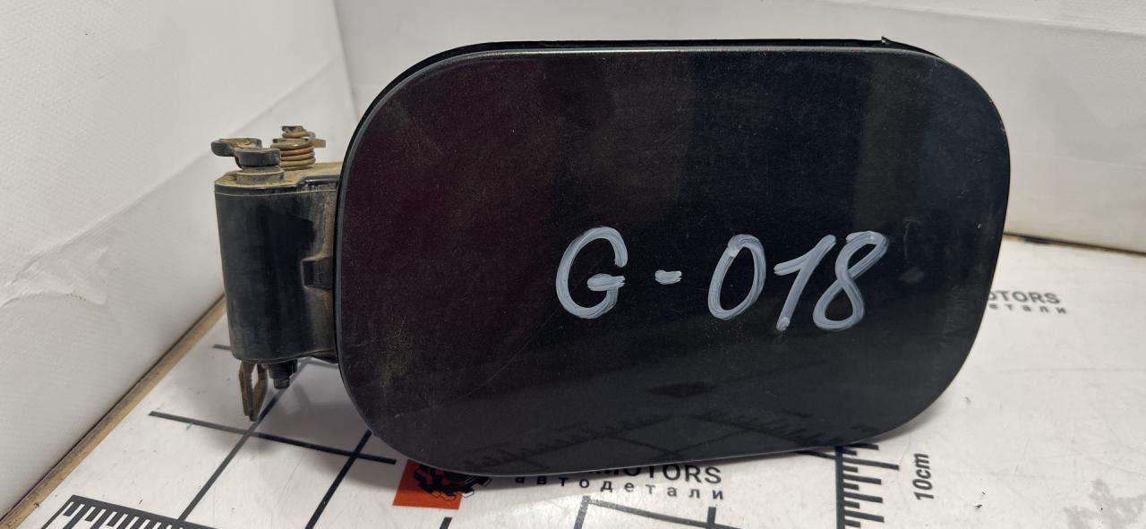 лючок топливного бака Chevrolet Equinox 3 поколение 2020, 1.5 л., бензин, АКПП, черный, внедорожник 5 дв. - фото №1