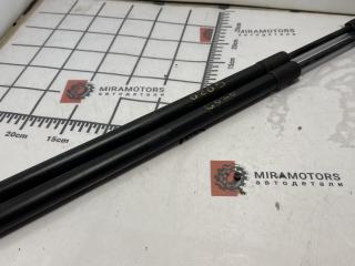 амортизатор крышки багажника (3-5 двери) GMC Terrain 2 поколение 2019, 1.5 л., бензин, АКПП, белый, внедорожник 5 дв.