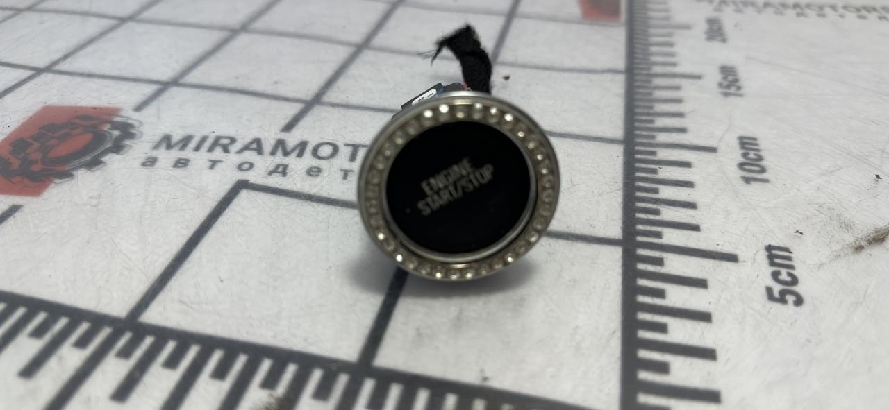 кнопка запуска двигателя GMC Terrain 2 поколение 2019, 1.5 л., бензин, АКПП, белый, внедорожник 5 дв. - фото №1