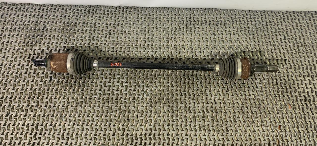 полуось задняя (приводной вал, ШРУС) Chevrolet Equinox 3 поколение 2019, 1.5 л., бензин, АКПП, черный, внедорожник 5 дв., полный привод, 84241269 - фото №1