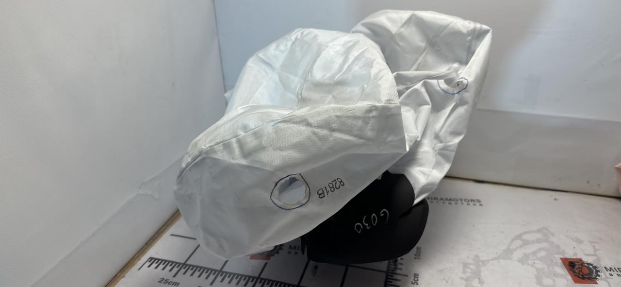 подушка безопасности водителя Chevrolet Equinox 3 поколение 2018, 1.5 л., бензин, АКПП, белый, внедорожник 5 дв., полный привод - фото №1