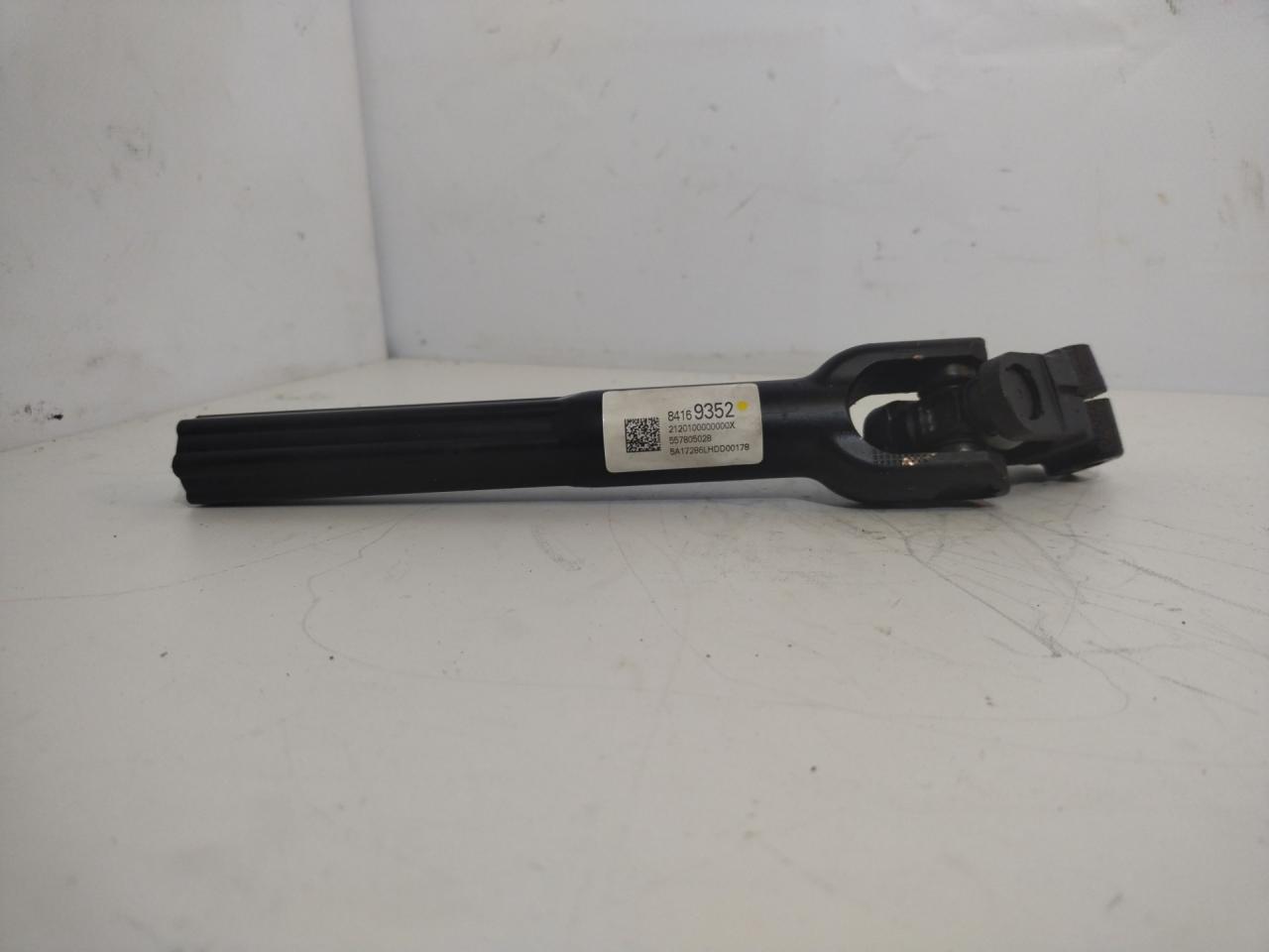 рулевой карданчик GMC Terrain 2 поколение 2018, 1.5 л., бензин, АКПП, черный, внедорожник 5 дв., полный привод, 84169352 - фото №1