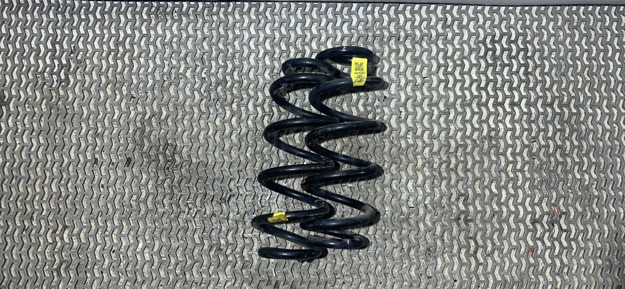 пружина задняя GMC Terrain 2 поколение 2018, 2.0 л., бензин, АКПП, серый, передний привод, 23476247 - фото №1