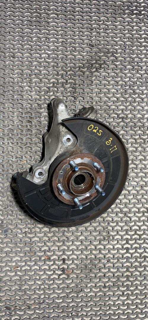 ступица задняя правая GMC Terrain 2 поколение 2018, 1.5 л., бензин, АКПП, черный, внедорожник 5 дв., полный привод, 84034301 - фото №1