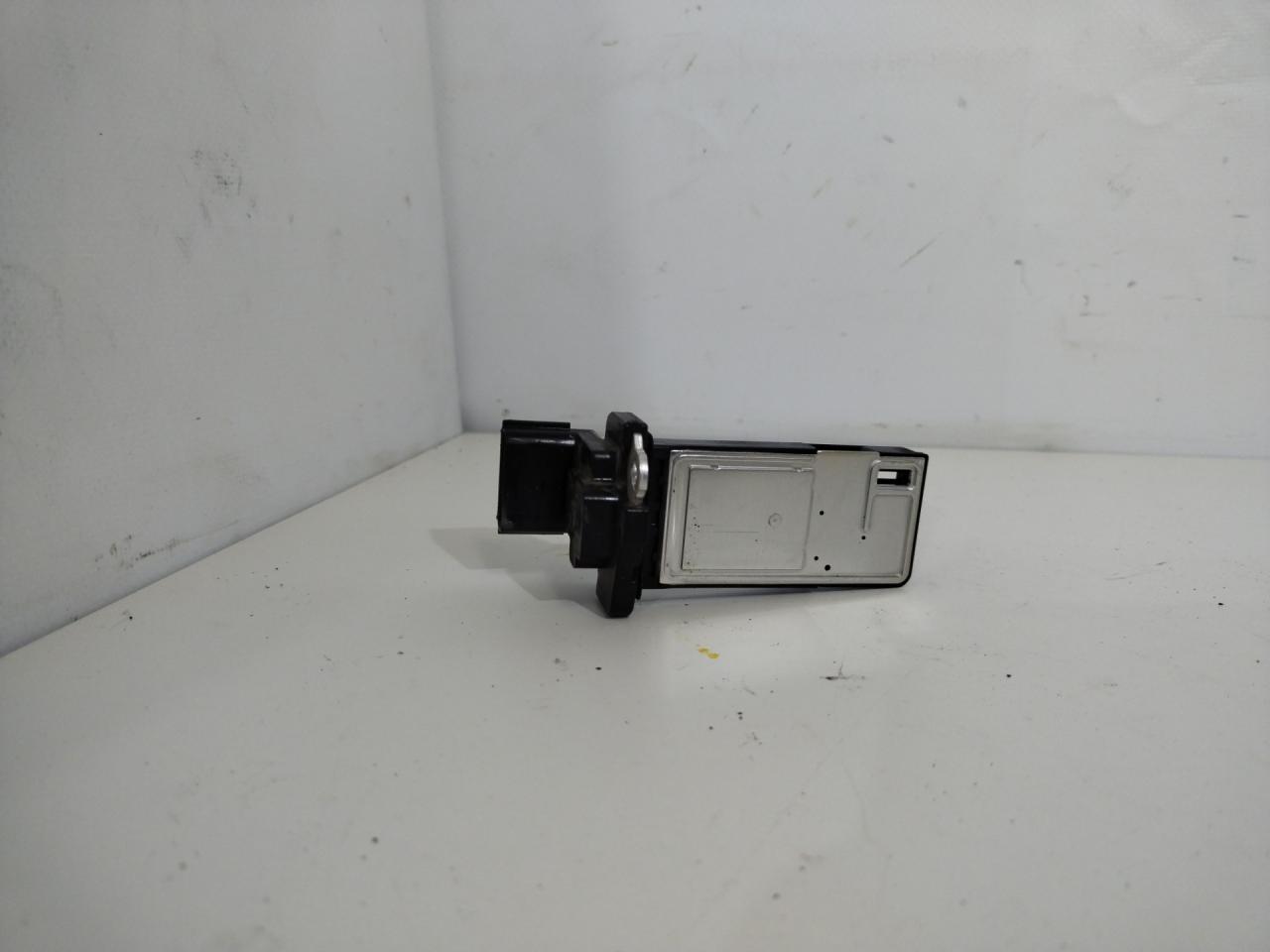 расходомер воздуха GMC Terrain 2 поколение 2018, 2.0 л., бензин, АКПП, серый, передний привод, 23262344 - фото №1