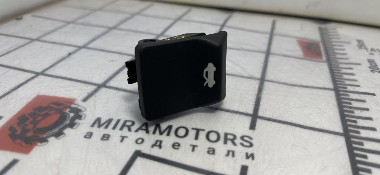 ручка открывания капота GMC Terrain 2 поколение 2019, 1.5 л., бензин, АКПП, белый, внедорожник 5 дв. - фото №1