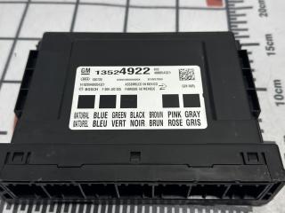 блок комфорта GMC Terrain 2 поколение 2019, 1.5 л., бензин, АКПП, белый, внедорожник 5 дв., 13524922