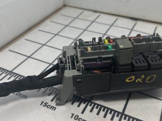 блок предохранителей GMC Terrain 2 поколение 2019, 1.5 л., бензин, АКПП, белый, внедорожник 5 дв.