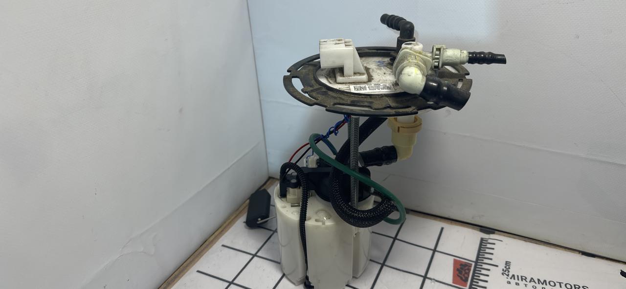 насос топливный GMC Terrain 2 поколение 2019, 1.5 л., бензин, АКПП, белый, внедорожник 5 дв., 8449008 - фото №1