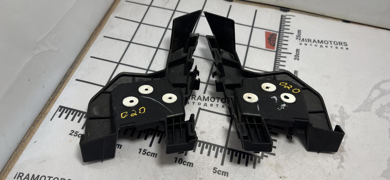 крепление бампера GMC Terrain 2 поколение 2019, 1.5 л., бензин, АКПП, белый, внедорожник 5 дв., PRO4727-01-AA - фото №1