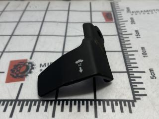 ручка открывания капота Chevrolet Cruze 2 поколение 2019, 1.4 л., бензин, АКПП, синий диплоат, хетчбэк 5 дв., полный привод