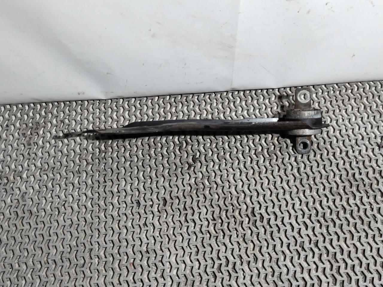 рычаг задний правый GMC Terrain 2 поколение 2018, 1.5 л., бензин, АКПП, черный, внедорожник 5 дв., полный привод, 84175531 - фото №1