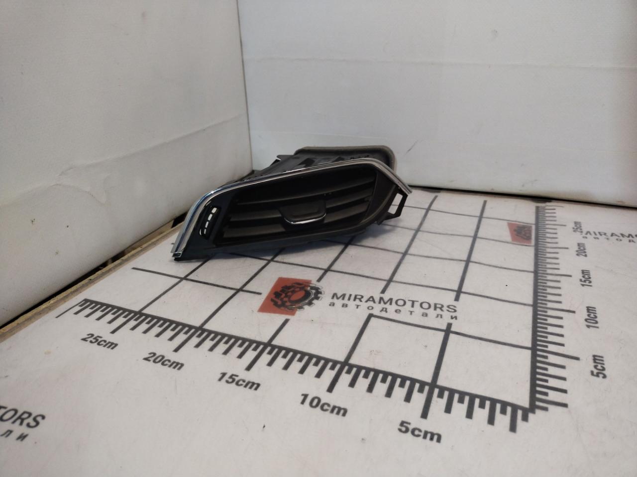 дефлектор обдува салона Chevrolet Cruze 2 поколение 2019, 1.4 л., бензин, АКПП, синий диплоат, хетчбэк 5 дв., полный привод, 13377238 - фото №1