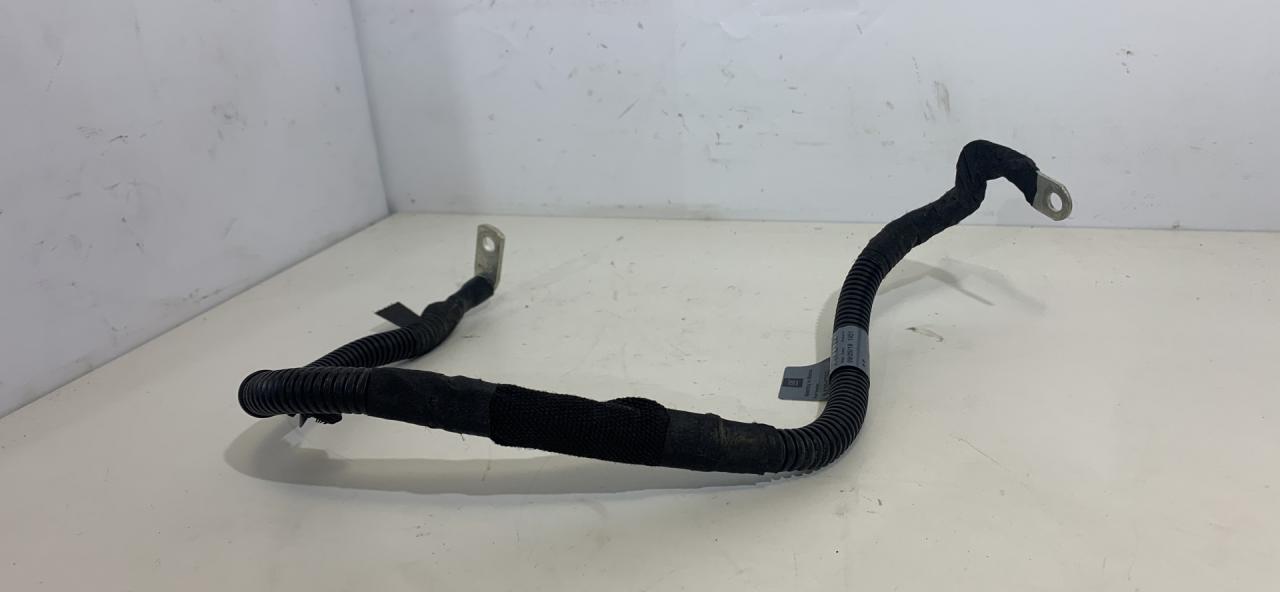 минусовой провод аккумулятора Chevrolet Equinox 3 поколение 2020, 1.5 л., бензин, АКПП, черный, внедорожник 5 дв., 84301795 - фото №1