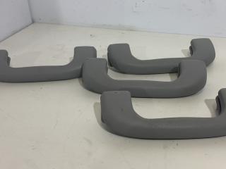 ручка внутренняя потолочная Chevrolet Equinox 3 поколение 2018, 1.5 л., бензин, АКПП, белый, внедорожник 5 дв., полный привод