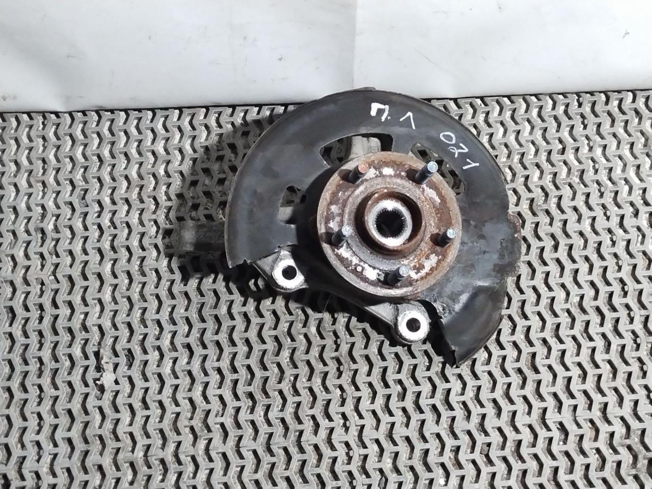 ступица передняя левая Chevrolet Cruze 2 поколение 2017, 1.4 л., бензин, АКПП, серый, седан - фото №1