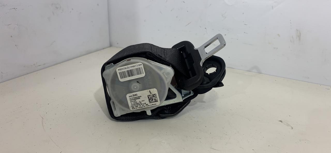 ремень безопасности Chevrolet Equinox 3 поколение 2018, 1.5 л., бензин, АКПП, белый, внедорожник 5 дв., полный привод, 84283593 - фото №1