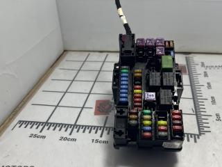 блок предохранителей Chevrolet Trax 1 поколение [рестайлинг] 2020, 1.4 л., бензин, АКПП, серый, внедорожник 5 дв.