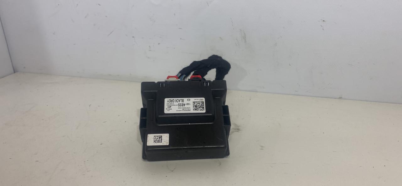 блок управления парктрониками Chevrolet Cruze 2 поколение 2017, 1.4 л., бензин, АКПП, серый, седан, 13514855 - фото №1