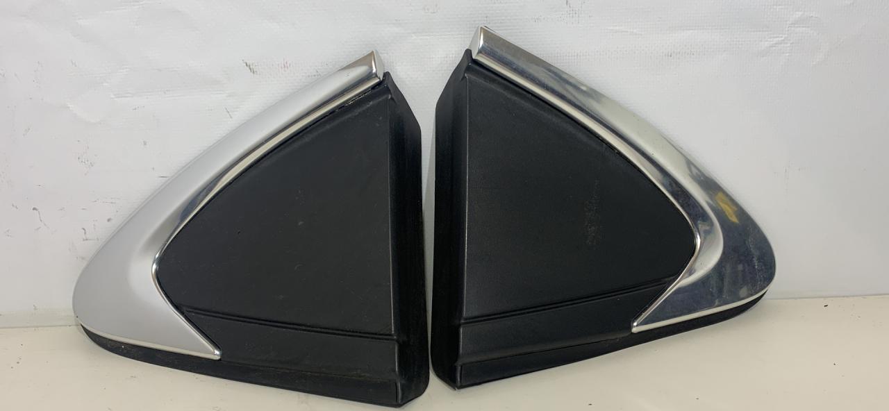 молдинг крыла Chevrolet Cruze 2 поколение 2017, 1.4 л., бензин, АКПП, серый, седан, 84085223, 84085222 - фото №1