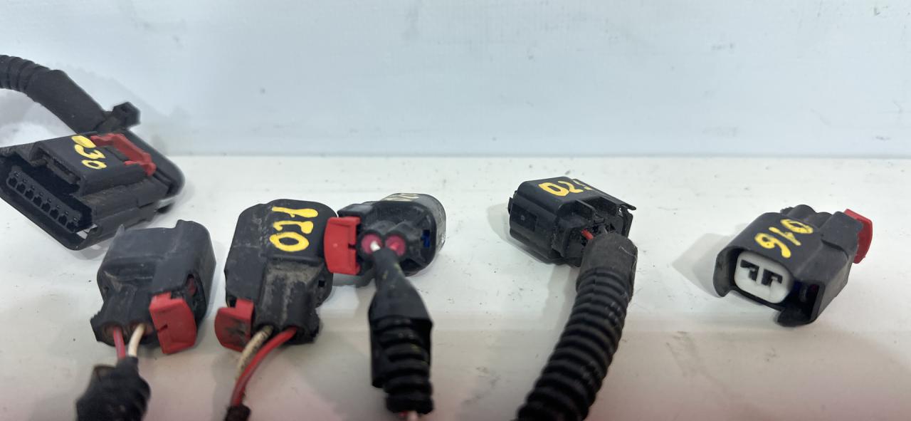 разъем (фишка) проводки Chevrolet Equinox 3 поколение 2018, 1.5 л., бензин, АКПП, черный, внедорожник 5 дв., полный привод - фото №1