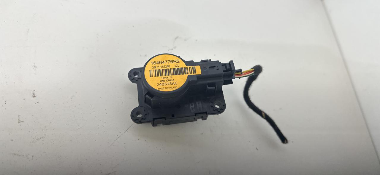 моторчик печки Chevrolet Equinox 3 поколение 2019, 1.5 л., бензин, АКПП, черный, внедорожник 5 дв., полный привод, 16464776R2 - фото №1