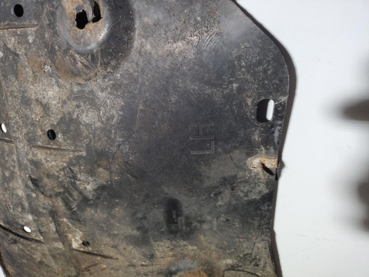 защита днища Chevrolet Cruze 2 поколение 2017, 1.4 л., бензин, АКПП, серый, седан, 39026300 - фото №1