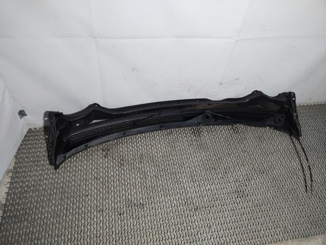 дождевик Chevrolet Equinox 3 поколение 2018, 1.5 л., бензин, АКПП, белый, внедорожник 5 дв., полный привод, 84288975 - фото №1