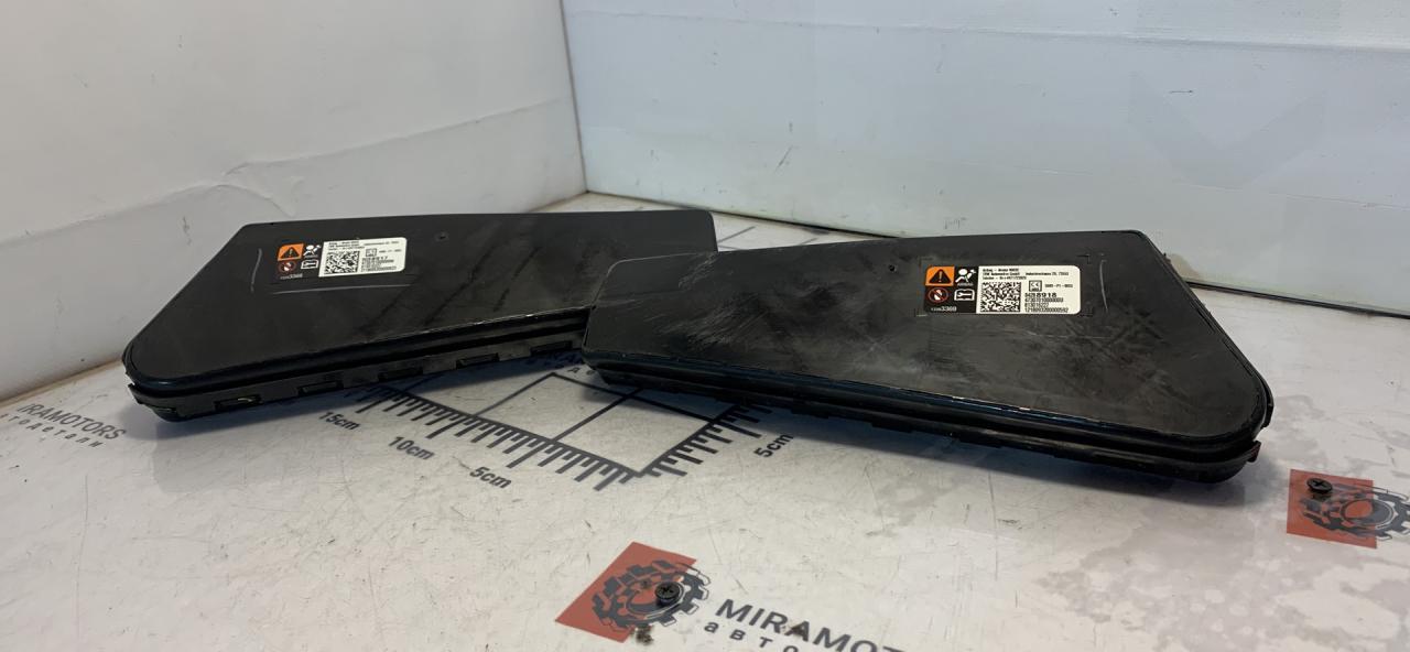 подушка безопасности сиденья Chevrolet Equinox 3 поколение 2018, 1.5 л., бензин, АКПП, черный, внедорожник 5 дв., полный привод, 84288917, 84288918 - фото №1