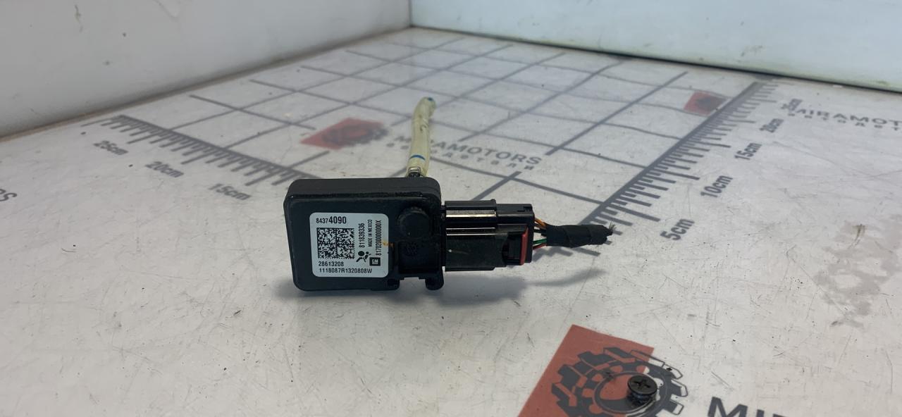 датчик присутствия пассажира Chevrolet Equinox 3 поколение 2018, 1.5 л., бензин, АКПП, черный, внедорожник 5 дв., полный привод, 84374090 - фото №1