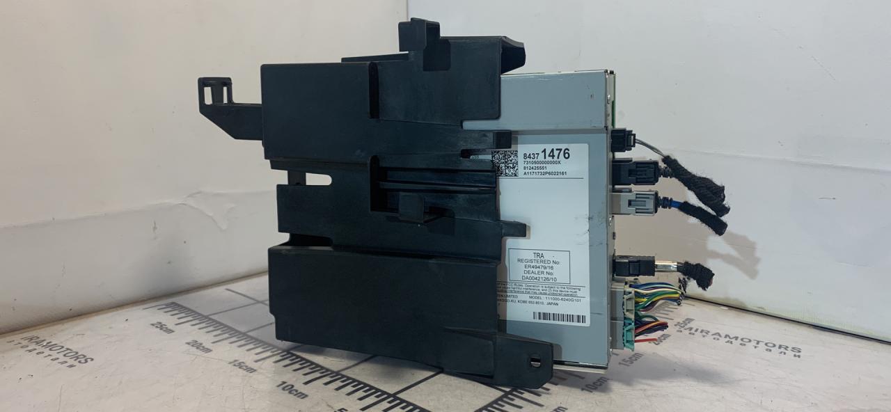 блок радио GMC Terrain 2 поколение 2018, 2.0 л., бензин, АКПП, серый, передний привод - фото №1