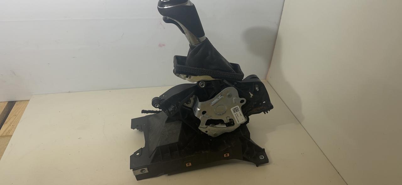 кулиса Chevrolet Equinox 3 поколение 2020, 1.5 л., бензин, АКПП, черный, внедорожник 5 дв. - фото №1