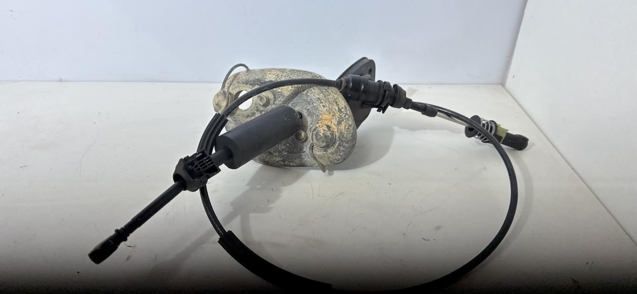 трос кулисы КПП Chevrolet Cruze 2 поколение 2017, 1.4 л., бензин, АКПП, серый, седан - фото №1