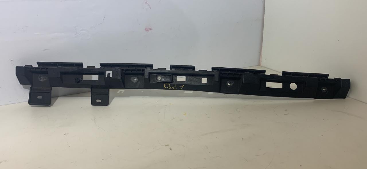 Крепление бампера заднего Chevrolet Cruze 2 поколение 2017, 1.4 л., бензин, АКПП, серый, седан, 84077172 - фото №1