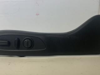 блок управления сиденьем Chevrolet Equinox 3 поколение 2019, 2.0 л., бензин, АКПП, черный, внедорожник 5 дв., передний привод, 13511934