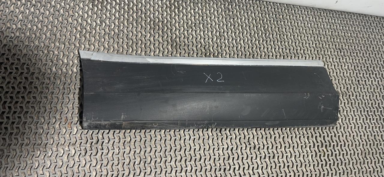 молдинг двери задней правой Volkswagen Tiguan 2 поколение 2018, 2.0 л., FSI, бензин, АКПП, белый, внедорожник 5 дв. - фото №1