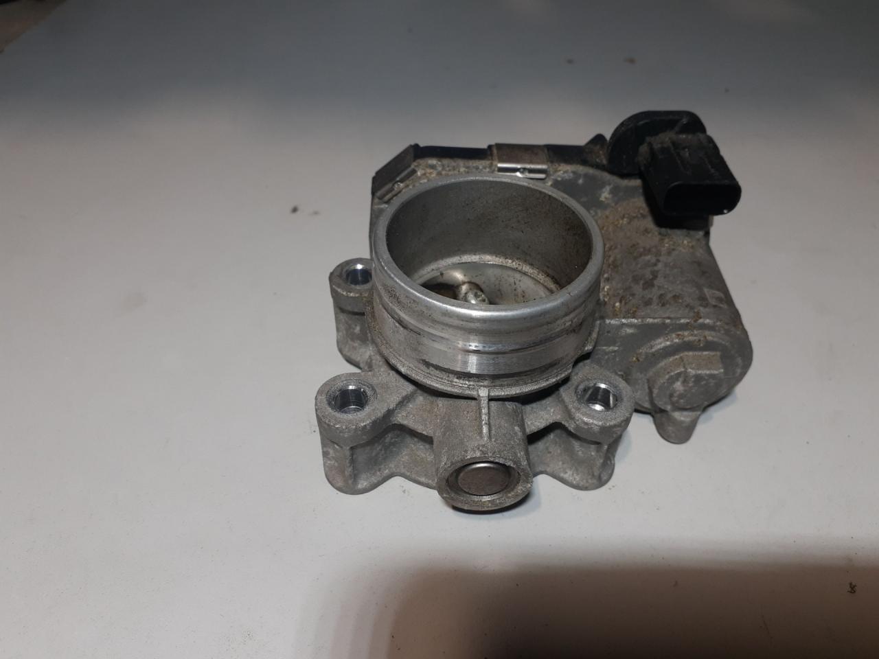 заслонка дроссельная GMC Terrain 2 поколение 2018, 1.5 л., бензин, АКПП, черный, внедорожник 5 дв., полный привод - фото №1