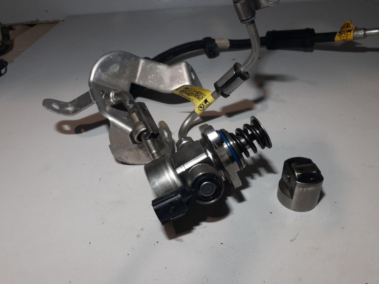 ТНВД GMC Terrain 2 поколение 2018, 1.5 л., бензин, АКПП, черный, внедорожник 5 дв., полный привод - фото №1