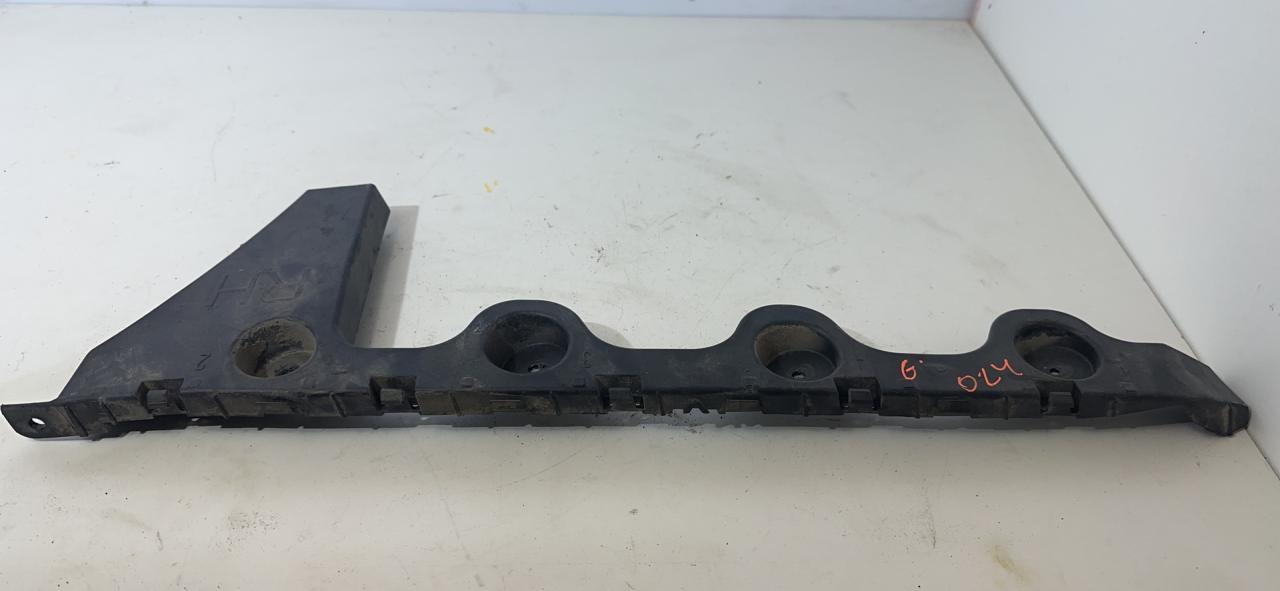 Крепление бампера заднего Chevrolet Equinox 3 поколение 2019, 2.0 л., бензин, АКПП, черный, внедорожник 5 дв., передний привод, 23462453 - фото №1