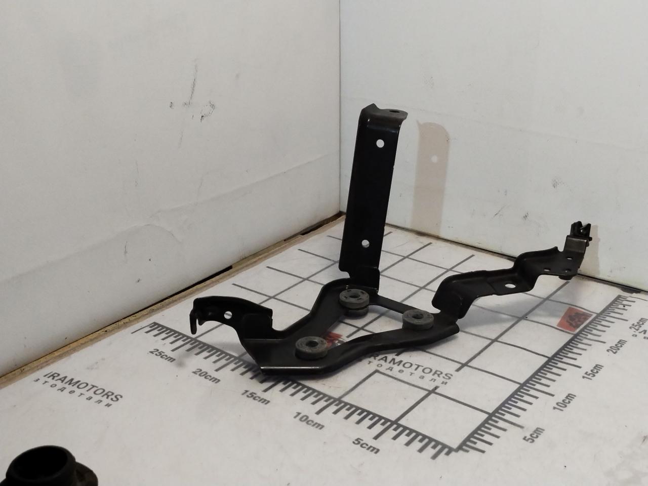 Кронштейн блока ABS Honda CR-V 5 поколение 2019, 1.5 л., бензин, АКПП, белый - фото №1