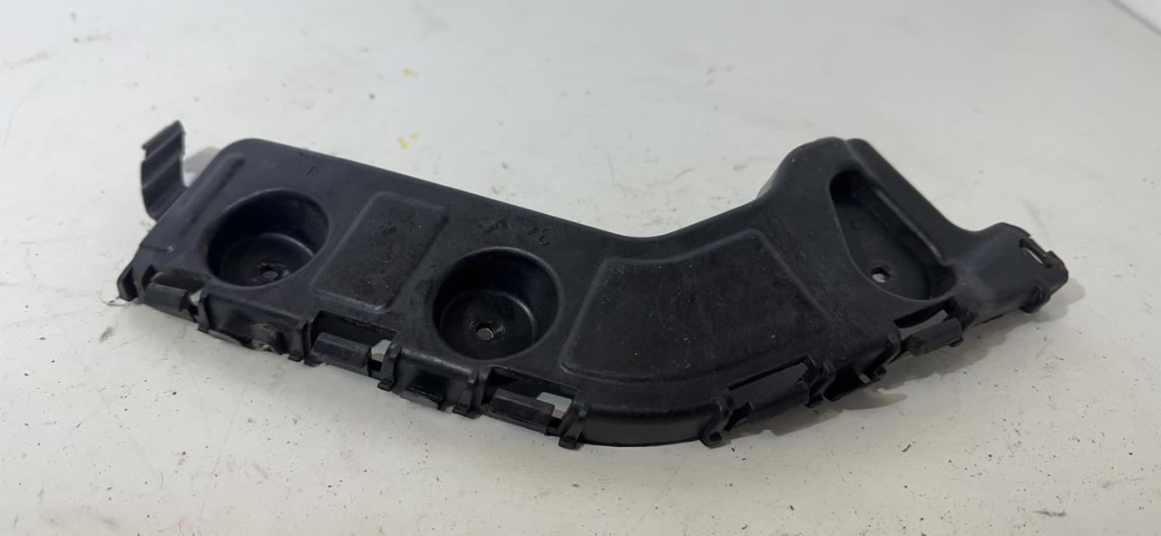 крепление бампера GMC Terrain 2 поколение 2018, 1.5 л., бензин, АКПП, черный, внедорожник 5 дв., полный привод - фото №1