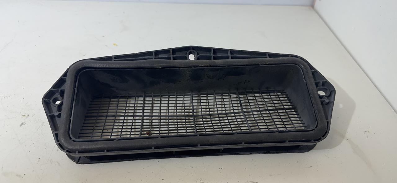 пластик Volkswagen Atlas 2018, 3.6 л., бензин, АКПП, черный, внедорожник 5 дв., полный привод, 500815479 - фото №1