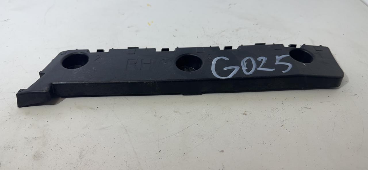 Крепление бампера заднего GMC Terrain 2 поколение 2018, 1.5 л., бензин, АКПП, черный, внедорожник 5 дв., полный привод - фото №1