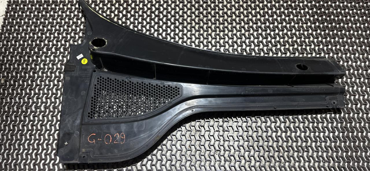 дождевик Volkswagen Atlas 2018, 3.6 л., бензин, АКПП, черный, внедорожник 5 дв., полный привод, 3CN819403D - фото №1