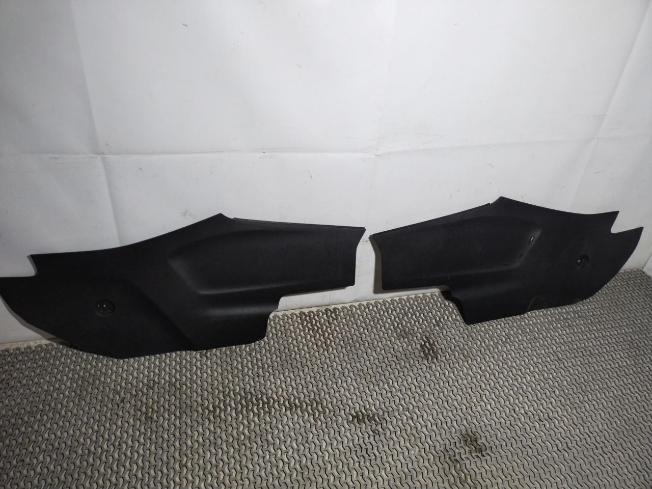 пластик Chevrolet Equinox 3 поколение 2018, 1.5 л., бензин, АКПП, черный, внедорожник 5 дв., полный привод - фото №1