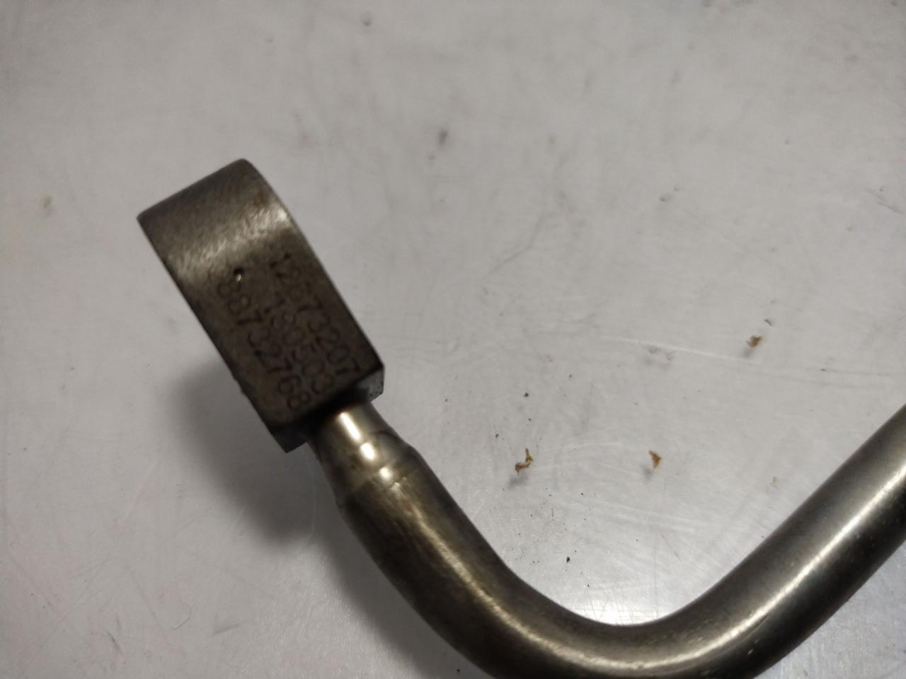 масляная трубка турбины Chevrolet Cruze 2 поколение 2019, 1.4 л., бензин, АКПП, синий диплоат, хетчбэк 5 дв., полный привод, 12673207 - фото №1