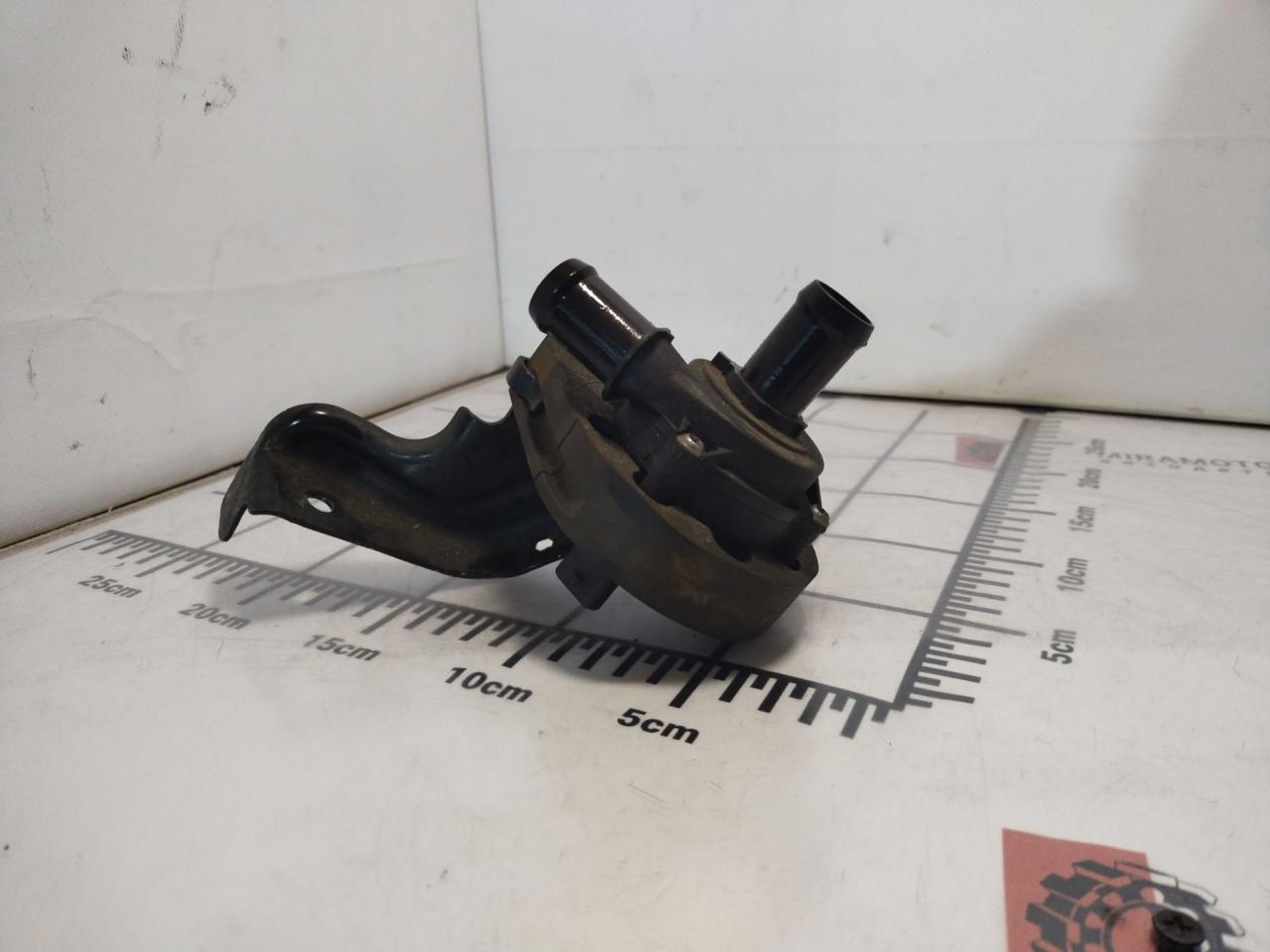 насос антифриза дополнительный Chevrolet Cruze 2 поколение 2019, 1.4 л., бензин, АКПП, синий диплоат, хетчбэк 5 дв., полный привод, 42547386 - фото №1