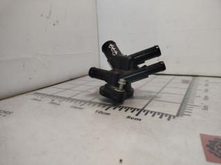 фланец (тройник) системы охлаждения Chevrolet Cruze 2 поколение 2019, 1.4 л., бензин, АКПП, синий диплоат, хетчбэк 5 дв., полный привод, 609729947