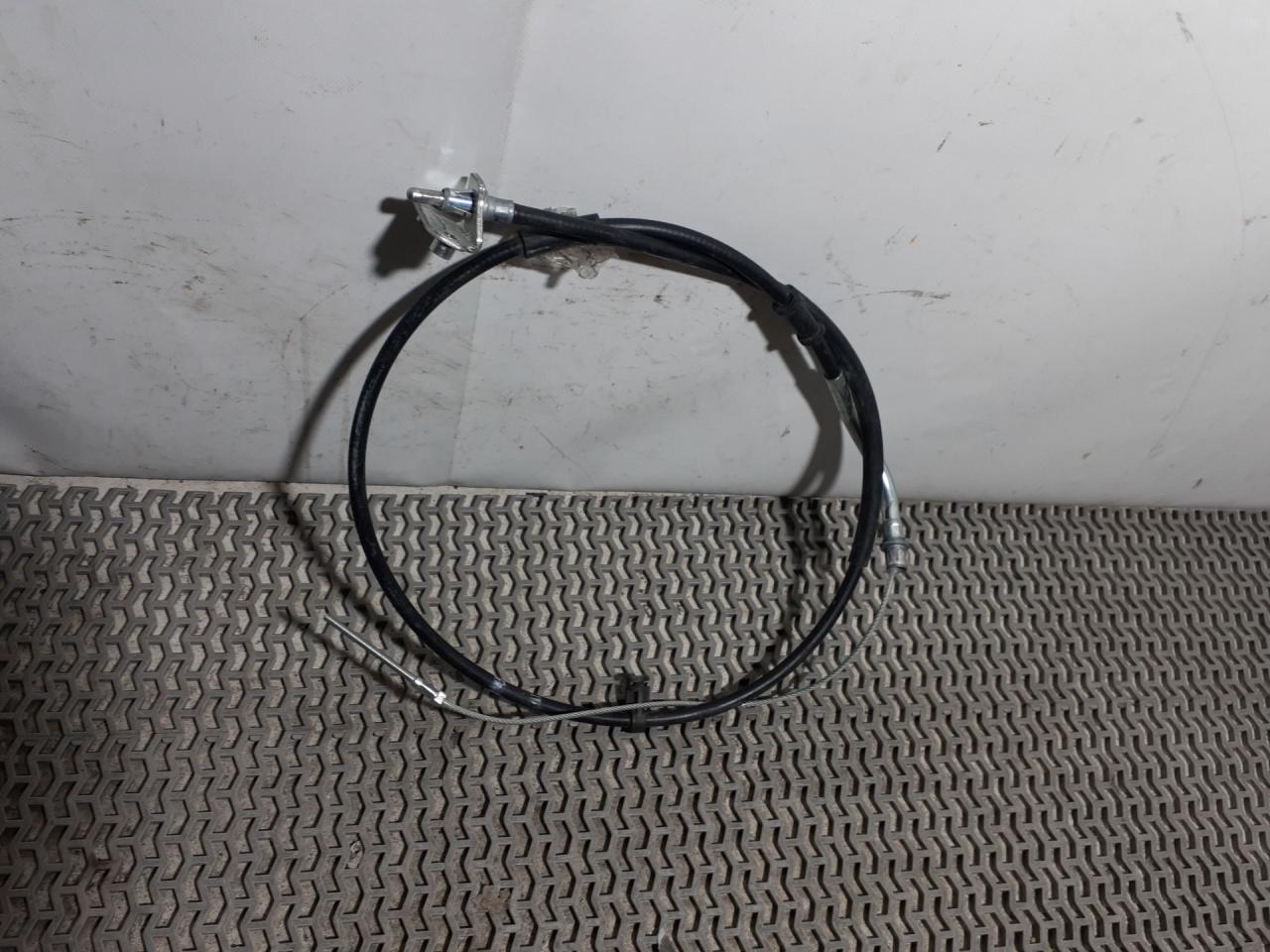 трос ручника Chevrolet Cruze 2 поколение 2019, 1.4 л., бензин, АКПП, синий диплоат, хетчбэк 5 дв., полный привод - фото №1