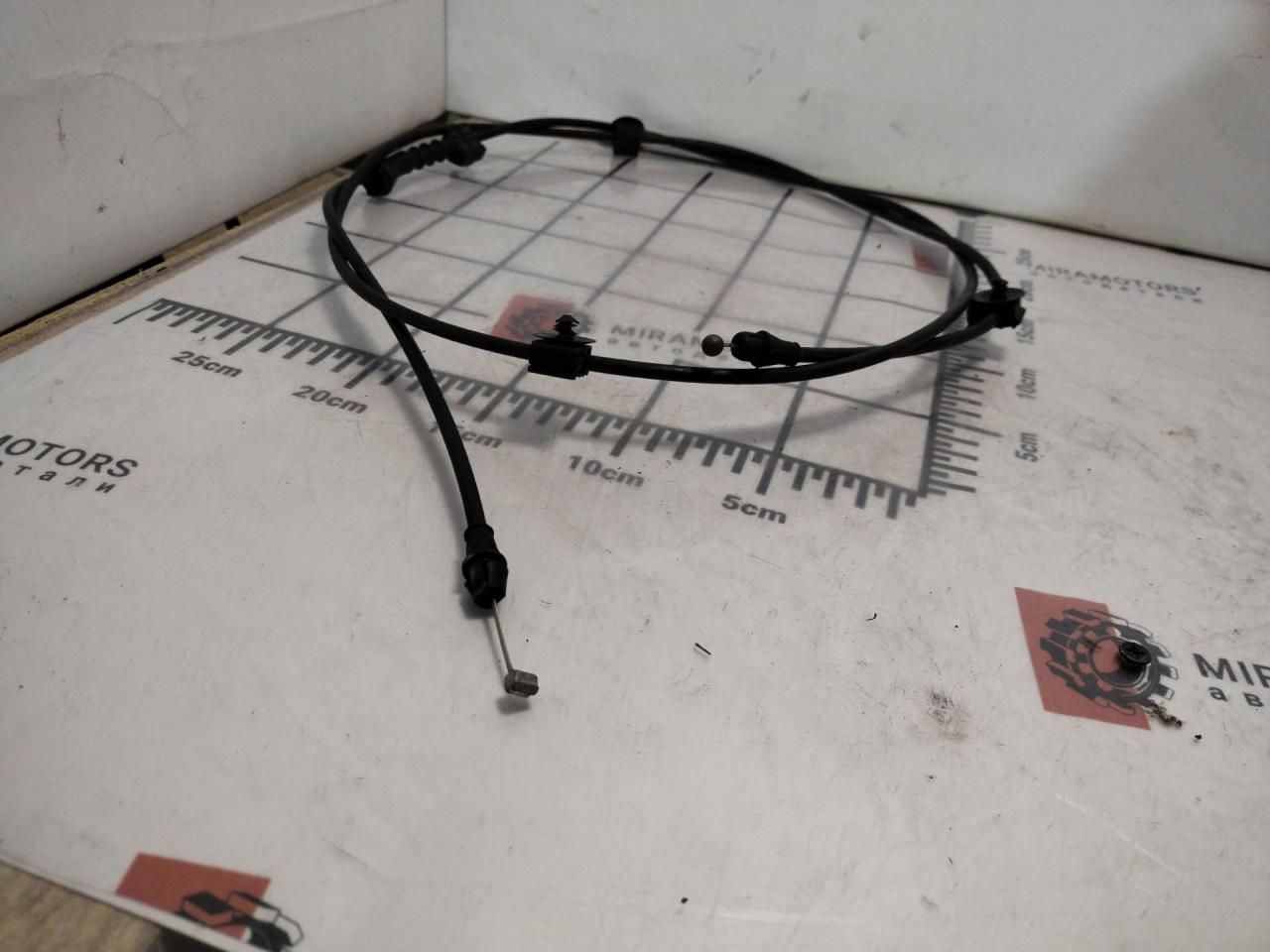 трос капота GMC Terrain 2 поколение 2018, 1.5 л., бензин, АКПП, черный, внедорожник 5 дв., полный привод - фото №1